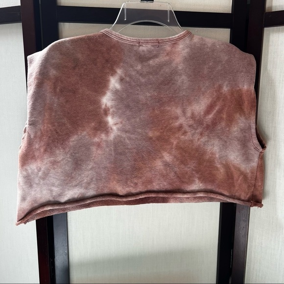 Women’s Heart & Hips Size Medium Tie Dye Cropped Muscle Tee Shirt - Picture 5 of 5